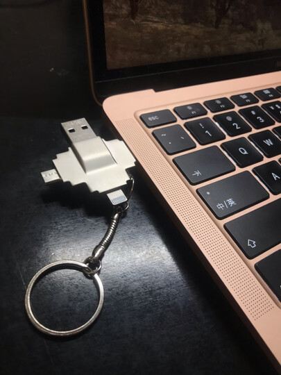 iDiskk 64GB Lightning USB3.0 苹果U盘 手机电脑两用尊享版 银色 MFi认证 带加密保护功能 晒单图