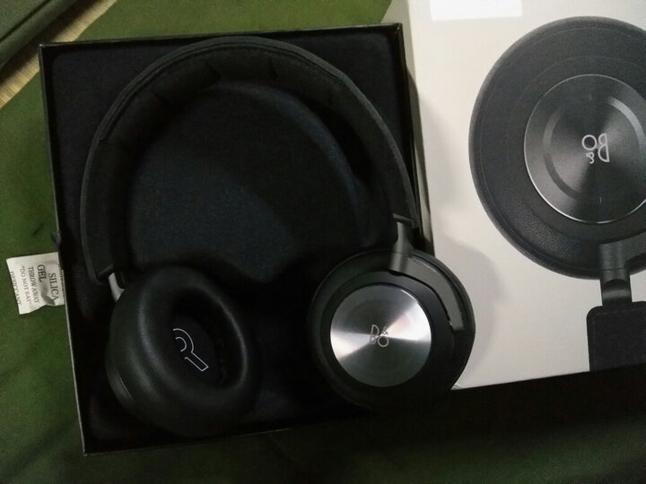 B&O PLAY beoplay H7 无线蓝牙头戴式包耳手机耳机游戏耳机 触控操作 bo耳机 黑色 晒单图