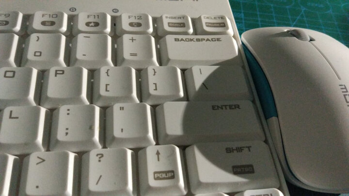 摩天手(Mofii) X130S 无线键鼠套装 薄款防溅水静音省电键盘 家用办公笔记本台式套件 白色 晒单图