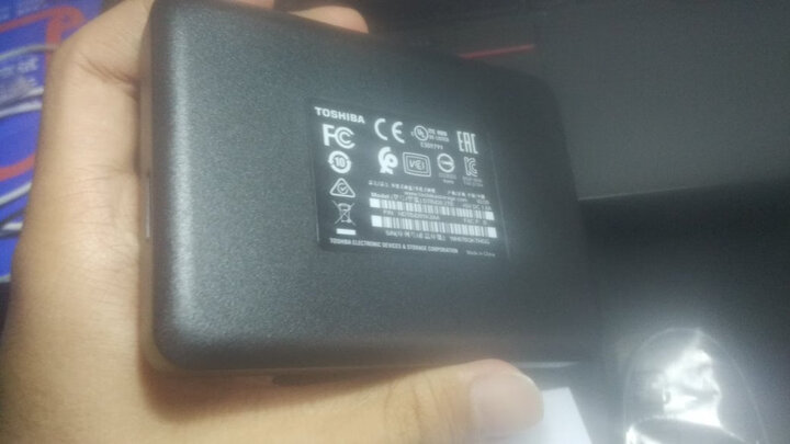 东芝 TOSHIBA Alumy系列 1TB 2.5英寸 USB3.0移动硬盘 尊贵金 晒单图