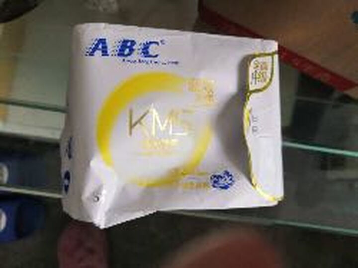 ABC KMS棉柔0.08cm轻透薄卫生护垫163mm*22片(KMS健康配方) (干爽舒适 轻薄透气)新老包装随机 晒单图