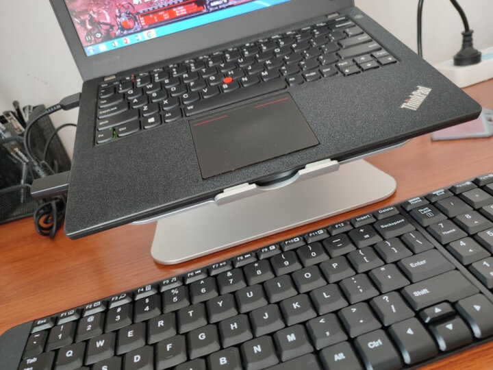 联想（Thinkpad）二手笔记本电脑 12.5英寸 轻薄便携 商务办公 游戏娱乐本 ibm 9新 贴膜款】X230 i5 8G 240G固态银色 晒单图
