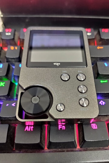 爱国者(aigo)mp3播放器 MP3-105 hifi播放器 高清无损音乐播放器 便携随身听 8G内存 可插卡 灰色黑键 晒单图