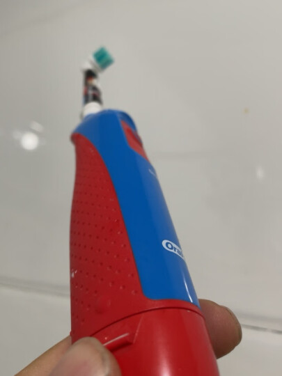 欧乐B儿童电动牙刷 圆头牙刷电池式(5岁+适用)疯狂赛车款DB4510K 日常清洁 入门款 晒单图