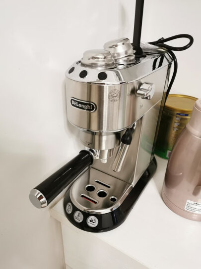 德龙（Delonghi）咖啡机 半自动咖啡机 意式浓缩 家用 泵压式 EC680.R 红色 晒单图