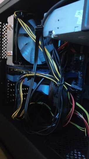 九州风神(DEEPCOOL) 玄冰400 CPU散热器(多平台/支持AM4/4热管/智能温控/发蓝光/12CM风扇/附带硅脂) 晒单图
