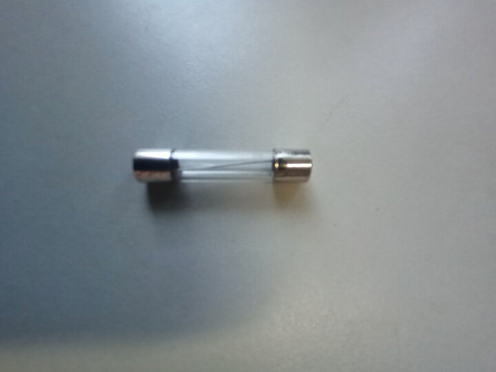 伊莱科（ELECALL） 保险丝玻璃管保险丝6×30保险管熔断器玻璃保险管保险丝管座 1A（10只装） 晒单图