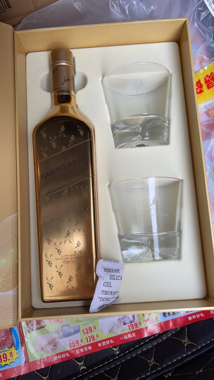 尊尼获加（JOHNNIE WALKER）洋酒 金牌珍藏调配苏格兰威士忌750ml Tristan Eaton限量版洋酒礼盒 晒单图
