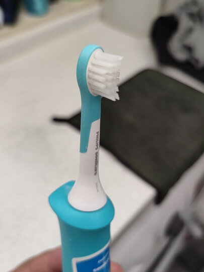飞利浦儿童电动牙刷男女生蓝牙版2种模式自带2支刷头+8款多彩贴纸 （标准/迷你刷头随机发货）蓝色HX6322/04 晒单图