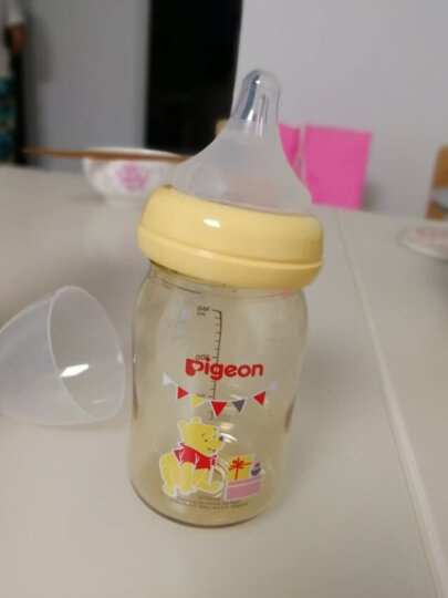 贝亲(Pigeon)Disney宽口径PPSU彩绘奶瓶160ml  婴儿奶瓶 自然实感SS码宽口奶嘴(维尼-礼物)AA159 晒单图