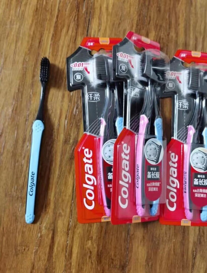 高露洁(Colgate)儿童牙刷 2-5岁 萌萌动物(款式随机发) 晒单图