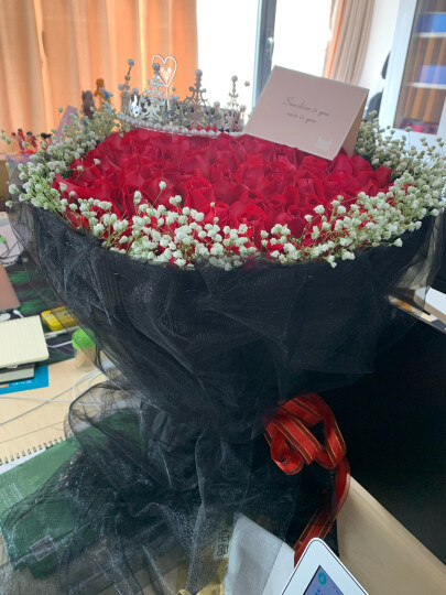 艾斯维娜鲜花速递33朵红玫瑰花束送女友生日礼物同城花店配送 33朵玫瑰混搭花束 晒单图