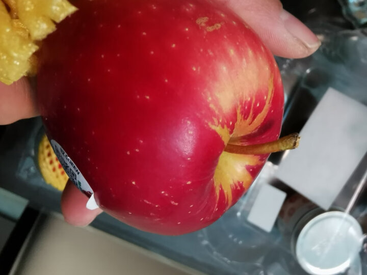 Mr Apple苹果先生 新西兰进口特级皇后红玫瑰苹果 一级果6粒装 单果重约130-170g 晒单图