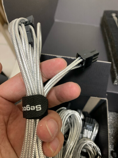 鑫谷(Segotep)额定800W GP900G黑金全模组电源(金牌认证/全模组/宽幅/背线/台式机电脑主机箱游戏电源) 晒单图