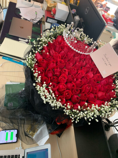 艾斯维娜鲜花速递33朵红玫瑰花束送女友生日礼物同城花店配送 33朵玫瑰混搭花束 晒单图