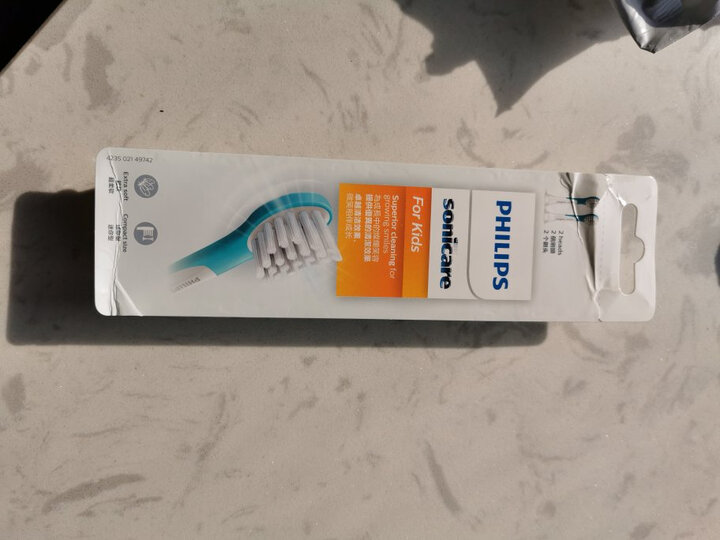 飞利浦(PHILIPS) 电动牙刷头 儿童迷你型 2支装 HX6032/35 适配HX6312 HX6322(新包装6032/63随机发货) 晒单图
