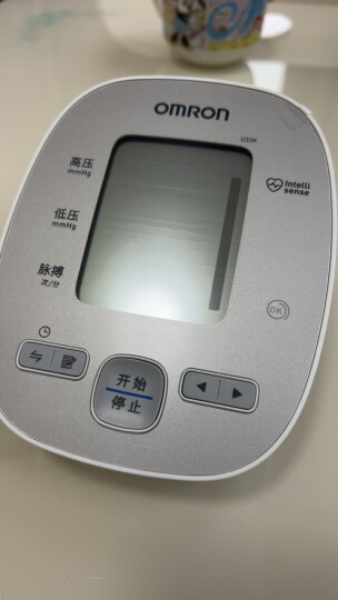 欧姆龙（OMRON）上臂式电子血压计 HEM-7209 智能家用语音型 晒单图