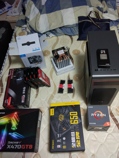 金士顿(Kingston)骇客神条 Predator系列 掠食者 DDR4 3333 32G(8Gx4)套装 台式机 内存 晒单图