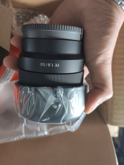 索尼(SONY)FE 50mm F1.8 全画幅标准定焦微单相机镜头 E卡口(SEL50F18F)人像 街拍 夜景 晒单图