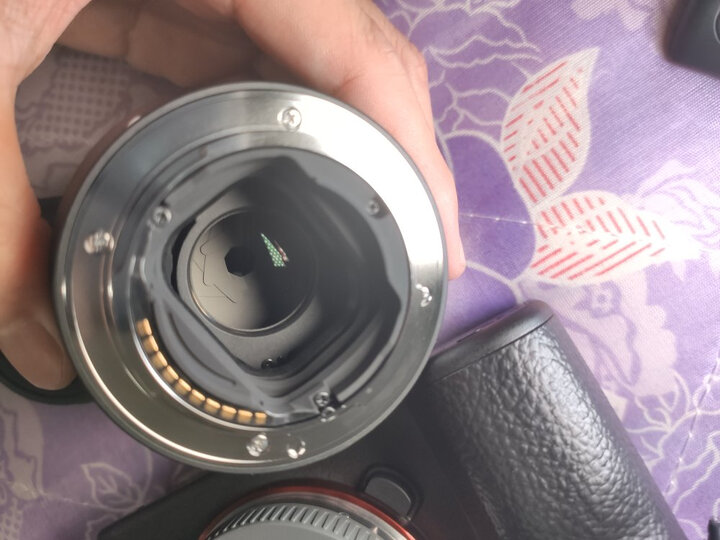 索尼(SONY)FE 50mm F1.8 全画幅标准定焦微单相机镜头 E卡口(SEL50F18F)人像 街拍 夜景 晒单图