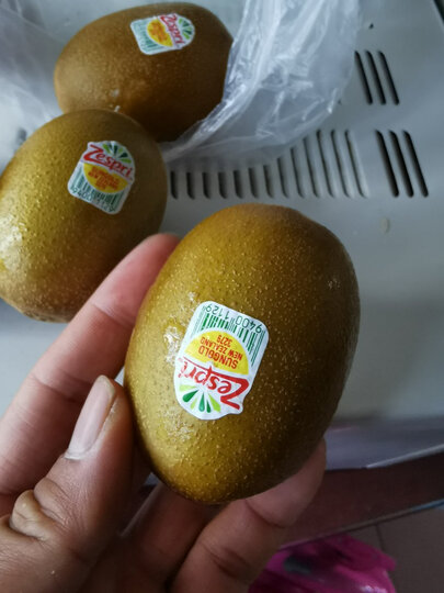 Zespri佳沛 新西兰阳光金奇异果 特大25-27个原箱装 单果重约124-145g 猕猴桃 生鲜水果礼盒 晒单图