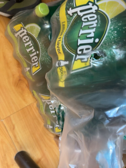 Perrier巴黎水（Perrier）法国原装进口气泡矿泉水 柠檬味500ml*24瓶 晒单图