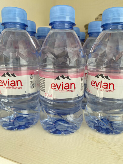 依云法国原装进口 evian矿泉水 330ml*24瓶 整箱装 晒单图