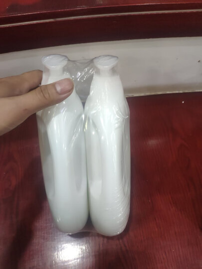 强生(Johnson) 婴儿牛奶沐浴露1000ml*2 儿童沐浴露套装男女宝宝沐浴乳家庭装 晒单图