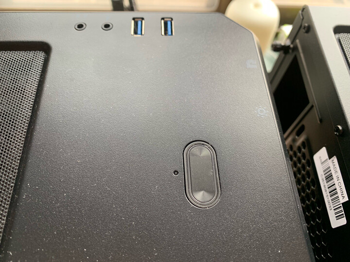 追风者(PHANTEKS) 416PTG钢化玻璃RGB版 黑红 ATX水冷电脑机箱(RGB灯控/280水冷背线/独立电源仓/配风扇) 晒单图