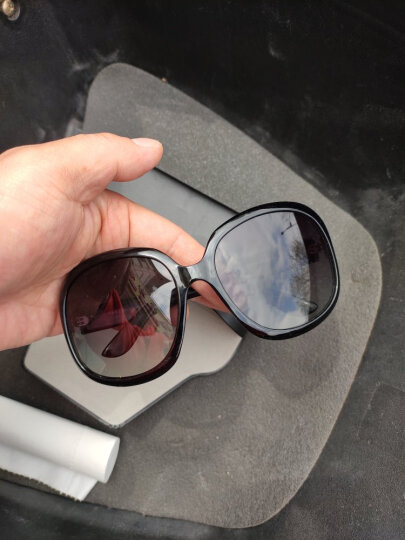 帕森（PARZIN）太阳镜女 复古大框时尚偏光太阳眼镜开车驾驶遮阳防晒墨镜 亮黑色（6216） 晒单图