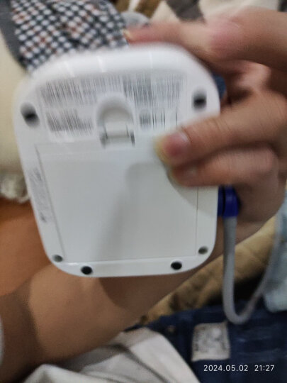 欧姆龙（OMRON）电子血压计家用上臂式血压仪 HEM-7124 晒单图