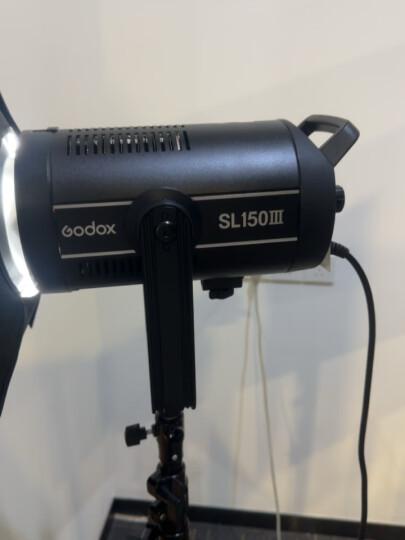 神牛（Godox）SL150III三代直播补光灯影棚儿童拍照录像视频LED柔光灯160w常亮摄影灯 【1】SL150W三代单灯头（不含灯架，不含罩） 晒单图