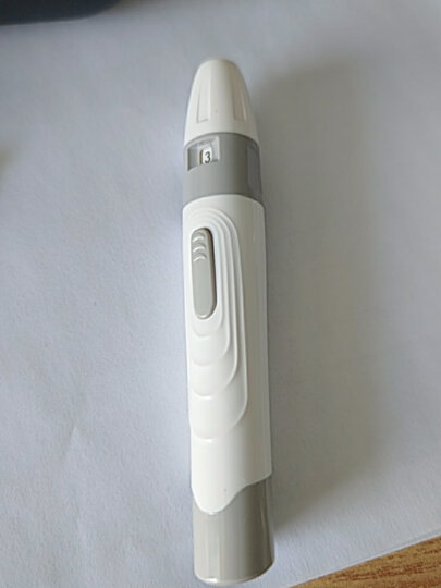 鱼跃(yuwell)血糖仪580 家用医用型 智能语音播报 免调码糖尿病血糖测试仪（100片血糖试纸+100支采血针） 晒单图