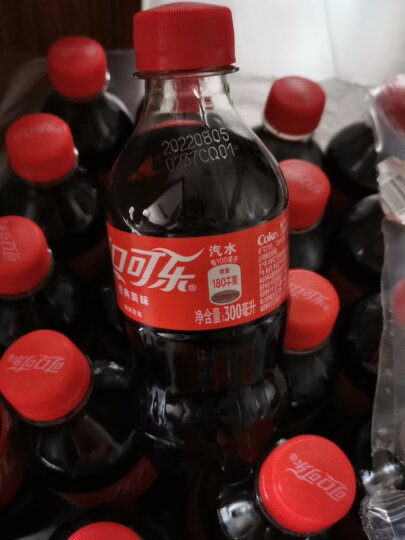 可口可乐（Coca-Cola）可口可乐汽水 碳酸饮料 300ml*24瓶 年货整箱装 晒单图