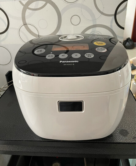 松下(Panasonic)4L(对应日标1.5L)家庭用多功能电饭煲 电饭锅 2-6人 米量判定 智能预约 SR-H15C1-K 晒单图
