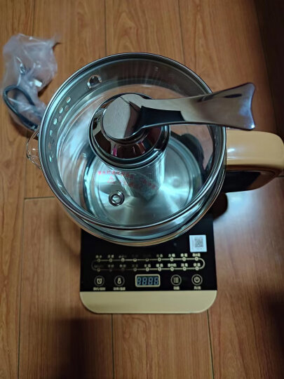 美的（Midea）养生壶 大口径煮茶壶 18项功能电热水壶 多段控温恒温 玻璃面板烧水壶1.5L大容量附带蛋架WGE1703b 晒单图