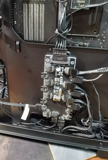 安钛克(Antec)P110侧透 1mm钢板11.7kg大空间/中塔钢化玻璃/ATX-MATX-ITX主板/水冷电脑机箱台式机游戏主机箱 晒单图