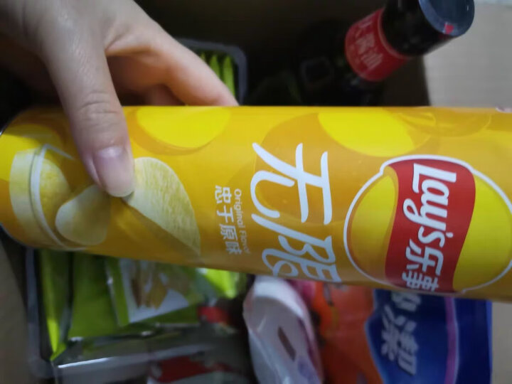 乐事（Lay's）无限 薯片 忠于原味104g 罐装 膨化食品 零食 休闲食品 晒单图