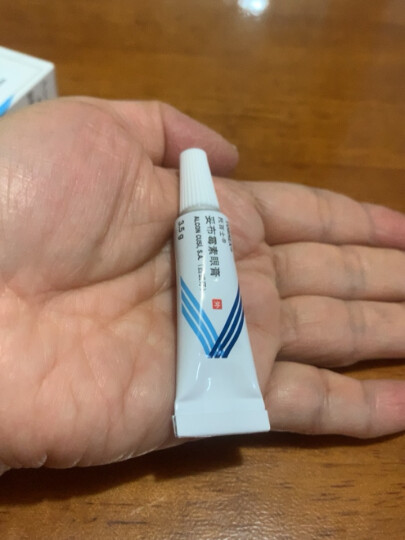 托百士（Tobrex）妥布霉素眼膏0.3%*3.5g 适用于外眼及附属器敏感菌株感染的局部抗感染 新老包装随机发货 晒单图