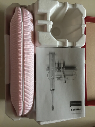 飞利浦(PHILIPS) 电动牙刷 成人声波震动钻石系列(自带刷头*2+充电旅行盒+充电玻璃杯) 粉钻HX9362/67 晒单图