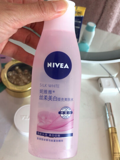 妮维雅（NIVEA）女士护肤丝柔美白爽肤水200ml 控油化妆品祛斑祛淡化痘印提亮肤色 丝柔美白提亮爽肤水200ml2支装 晒单图