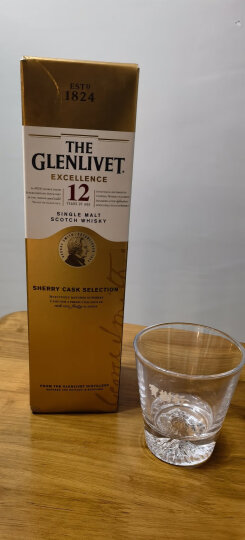 宝树行 格兰威特 Glenlivet陈酿醇萃单一麦芽苏格兰威士忌原瓶进口洋酒 25年 格兰威特700ML 晒单图