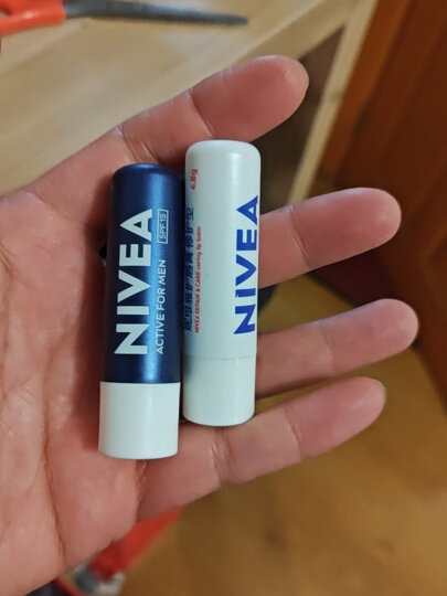 妮维雅（NIVEA）润唇膏修护型4.8g （养护滋润  补水保湿） 晒单图