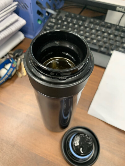 膳魔师（THERMOS）保冷保温杯470ml高真空不锈钢户外运动旅行带茶漏水杯CMK-501 BKP 晒单图