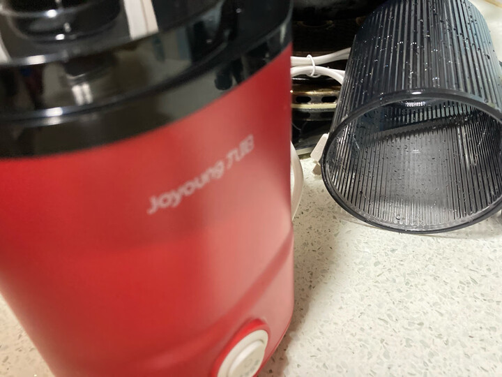 九阳（Joyoung）原汁机低速榨汁机汁渣分离家用多功能多汁果汁机 JYZ-V911 晒单图