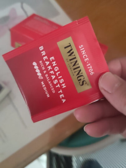 川宁（TWININGS）金豪英式早餐红茶 进口茶叶 下午茶 三角茶包袋泡茶 15袋*3g 晒单图