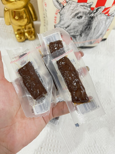 三只松鼠牛肉片100g 香辣味肉干肉脯休闲零食特产手撕牛肉干牛肉粒 晒单图