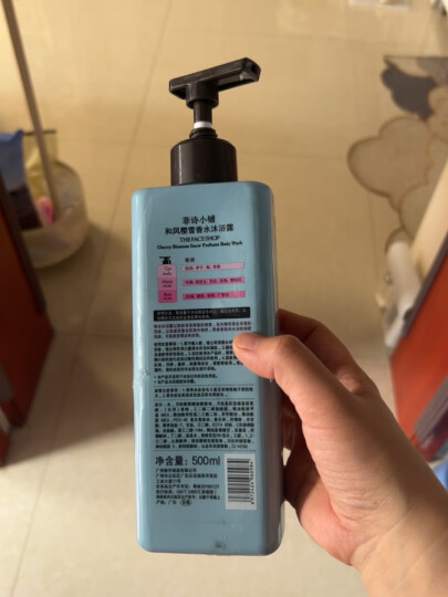 菲诗小铺(THE FACE SHOP) 浪漫邂逅香氛沐浴露 900ml 男女通用 留香持久 晒单图