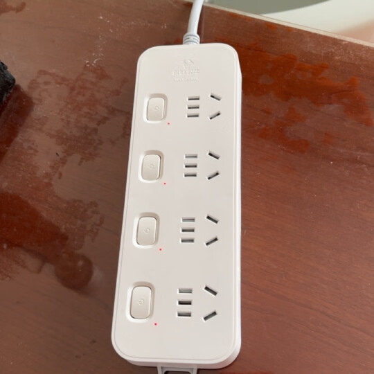 公牛（BULL）USB插座/插线板/插排/排插/接线板 3插孔+3USB口分控插座 GN-B3033 晒单图