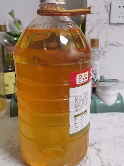 金龙鱼 食用油 非转基因 压榨一级玉米油4L（新老包装随机发货） 晒单图